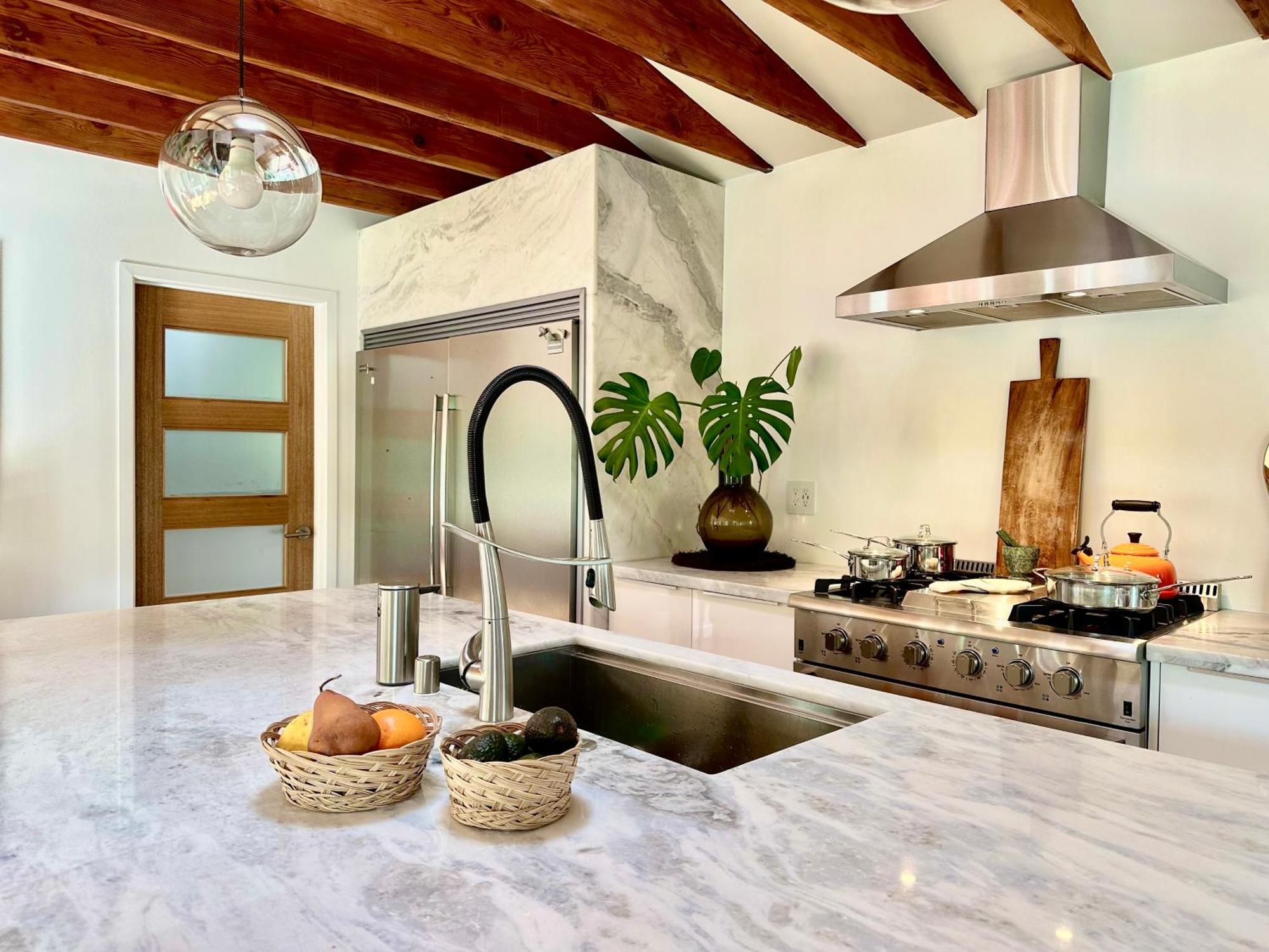 Spacious Getaway @ Echo Park Ranch - Luxury Indoor/ Outdoor Steps From Sunset Blvd, Echo Park Lake, Dodgers Stadium Los Ángeles
